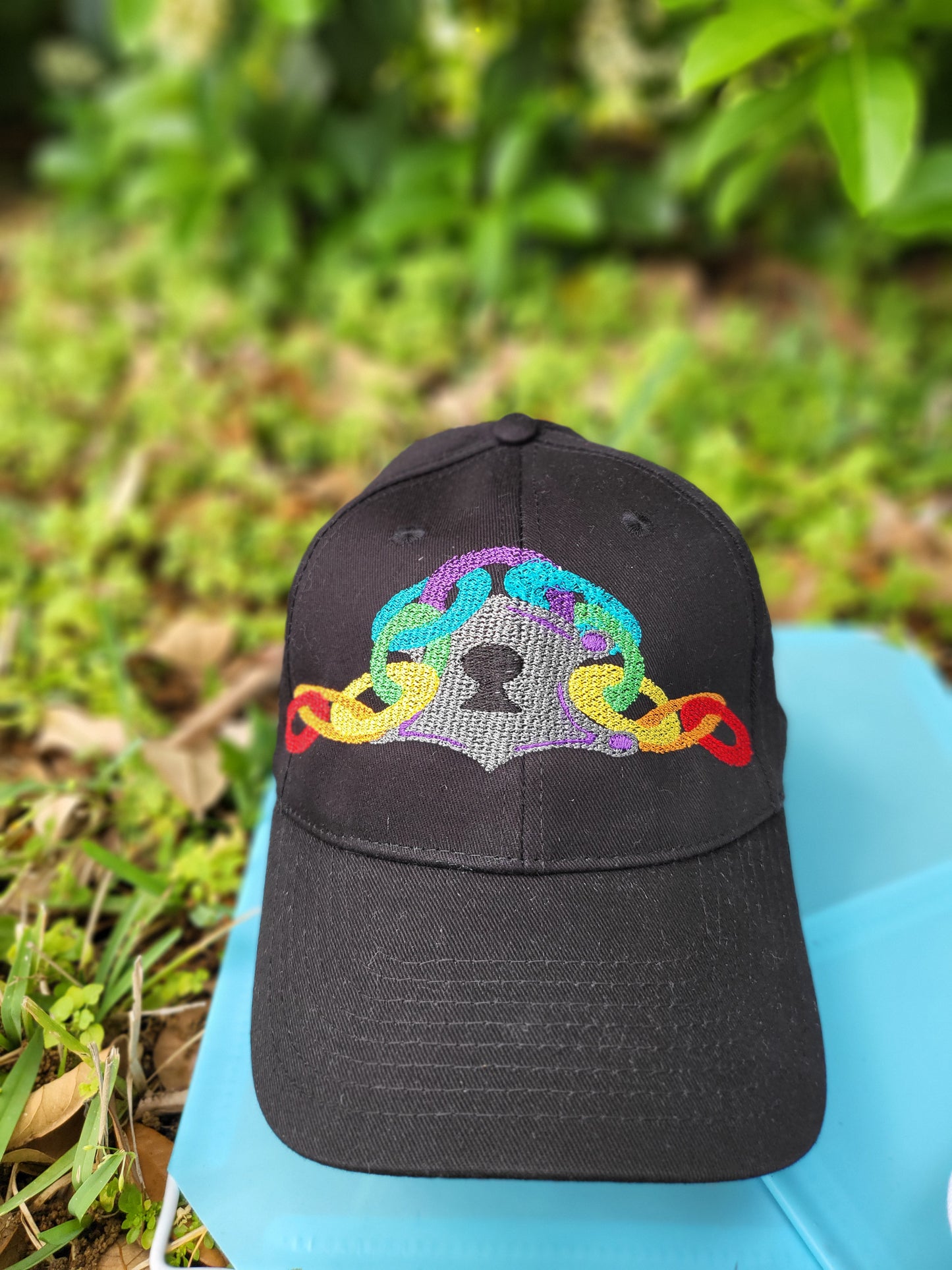** CLEARANCE ** Lock and Chain Ball Cap