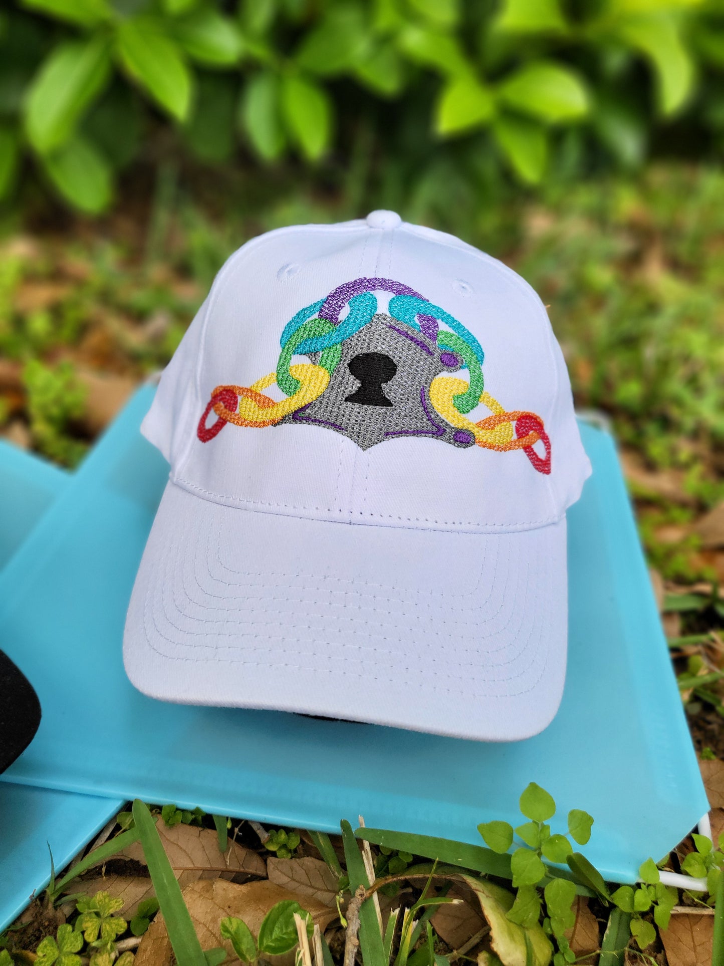 ** CLEARANCE ** Lock and Chain Ball Cap